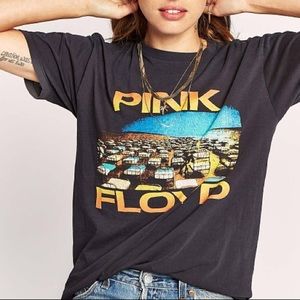 Daydreamer Pink Floyd world tour graphic tee NWT